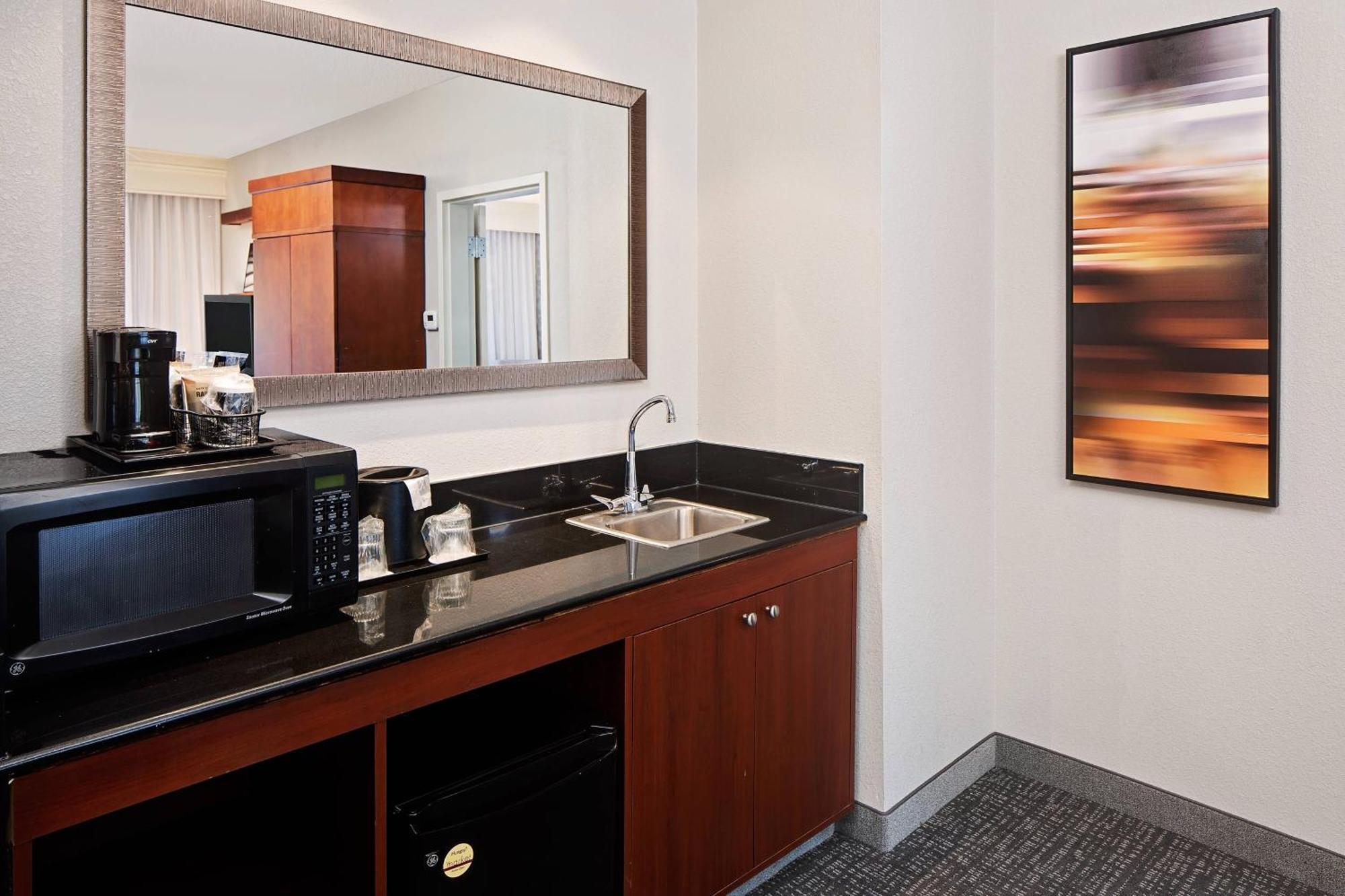 Courtyard By Marriott Pittsburgh West Homestead Waterfront Εξωτερικό φωτογραφία