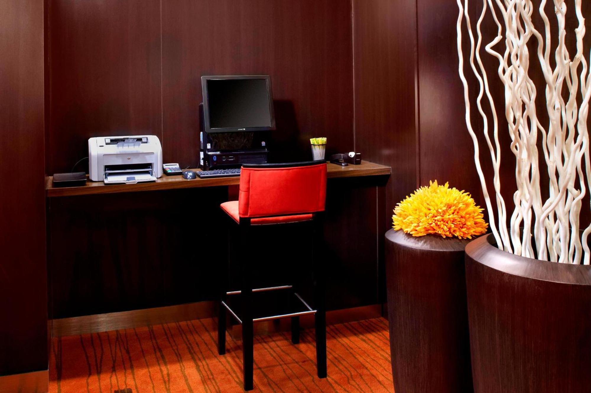 Courtyard By Marriott Pittsburgh West Homestead Waterfront Εξωτερικό φωτογραφία