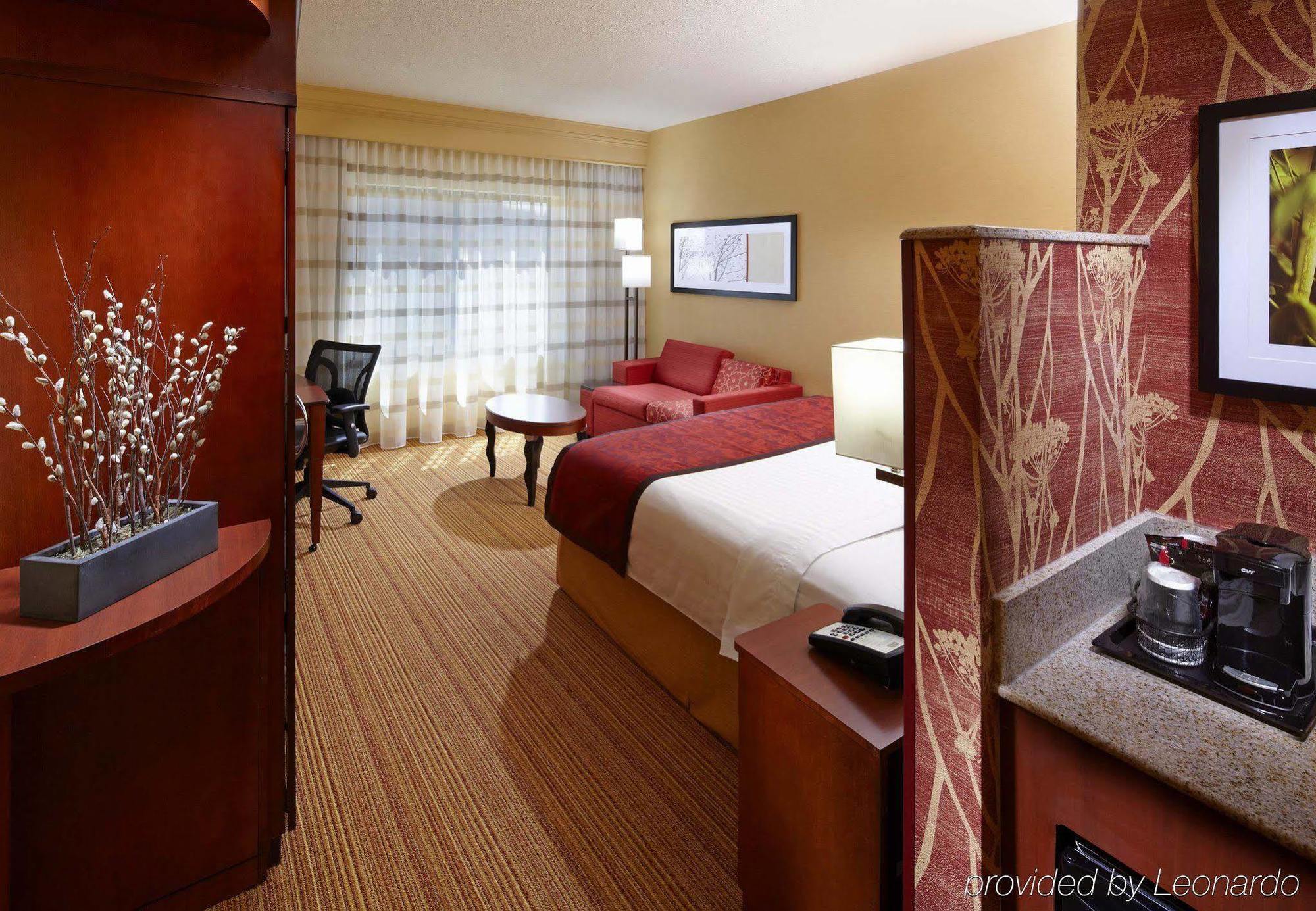 Courtyard By Marriott Pittsburgh West Homestead Waterfront Δωμάτιο φωτογραφία